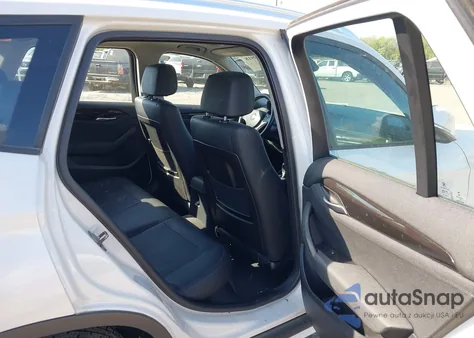 2015 BMW X1 xDrive28I из США, поврежденный, VIN WBAVL1C56FVY37452